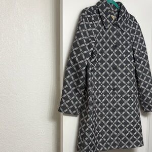 Michael Kors Gray and White Geometric light Trench Coat